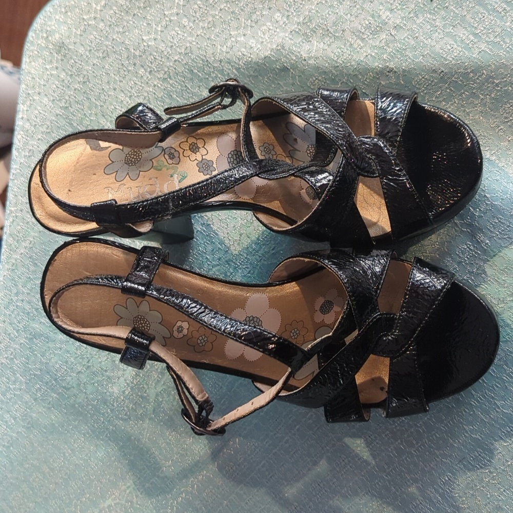 VGUC Vintage Mudd 2000s "Strum" Patent Strappy Heels sz 6.5 - Peak Y2K! - Picture 3 of 7